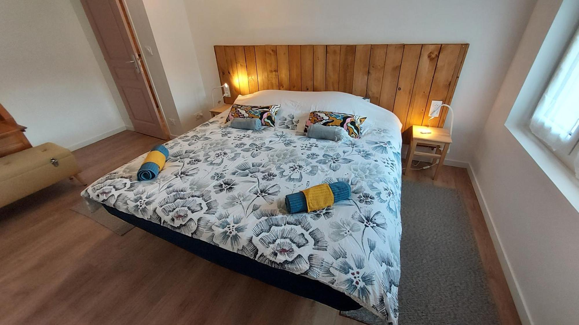Suite A L'Oasis De Chamousset Brullioles Exterior photo